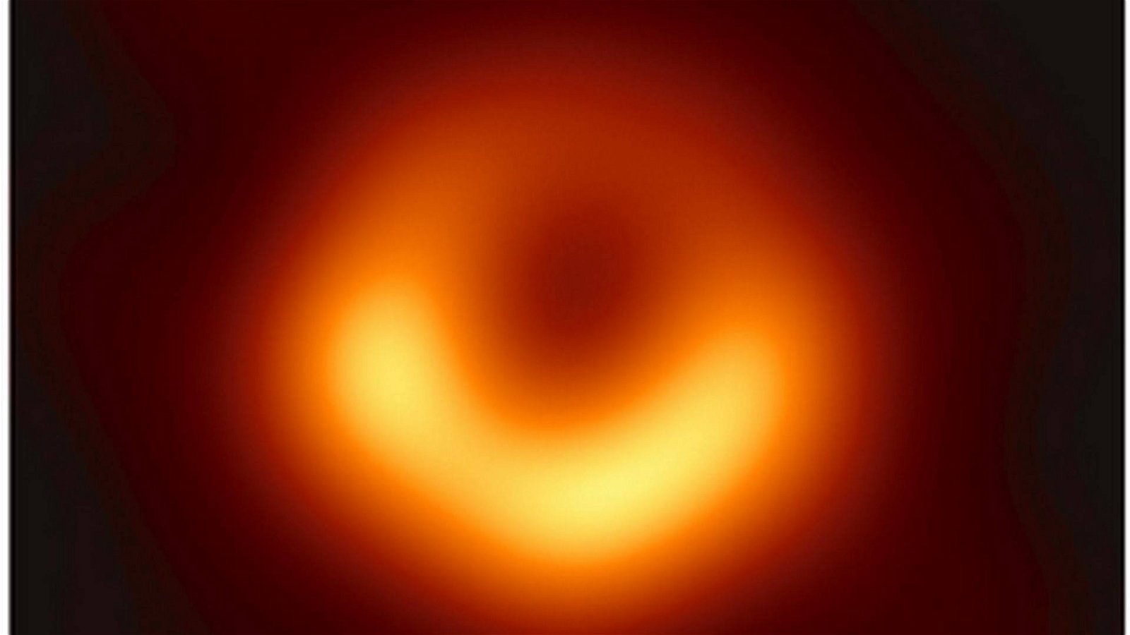 Immagine di Il buco nero M87 fotografato dall'EHT e le conseguenze sulla Fisica e sull’Astrofisica, spiegate dall'esperto