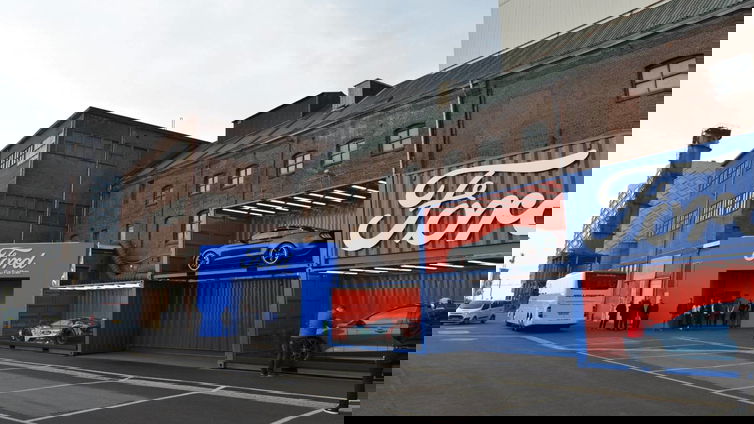Immagine di Ford mostra la sua strategia dedicata all'elettrico durante il Go Further Event