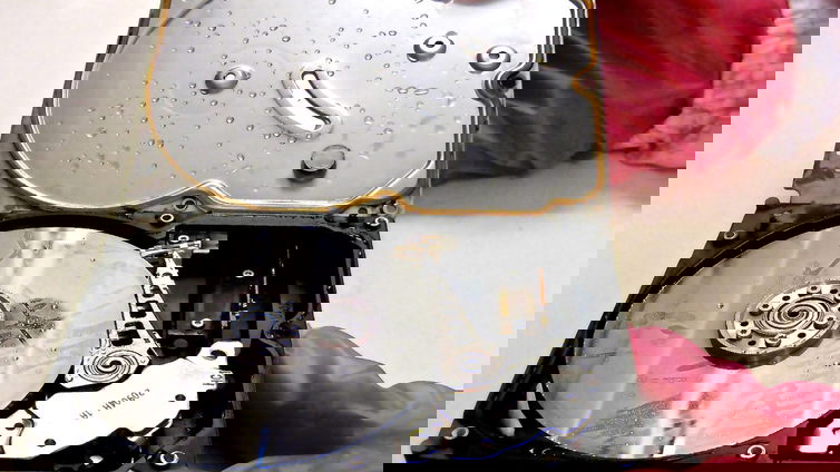 Immagine di Western Digital, nel futuro degli hard disk spunta la tecnologia EPMR