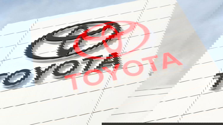 Immagine di Toyota, GR Supra Sport Top con tetto rimovibile protagonista di un video teaser