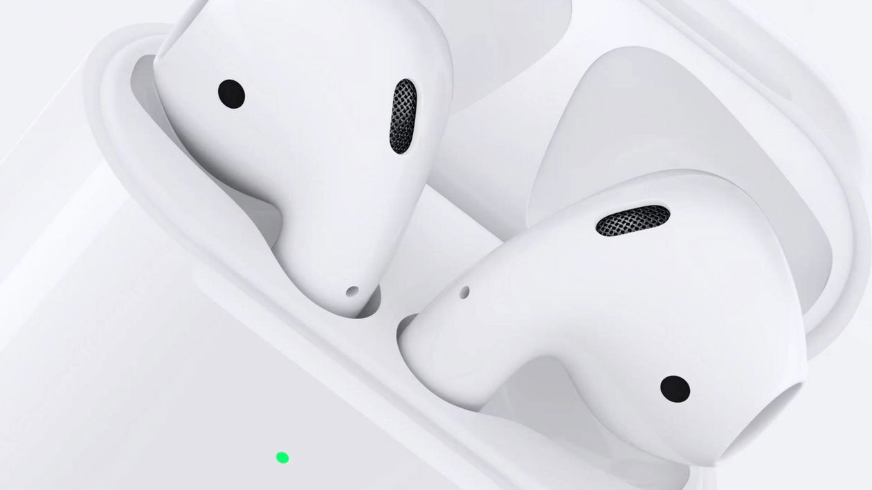 Immagine di Apple AirPods 2 recensione: quando il software fa la differenza