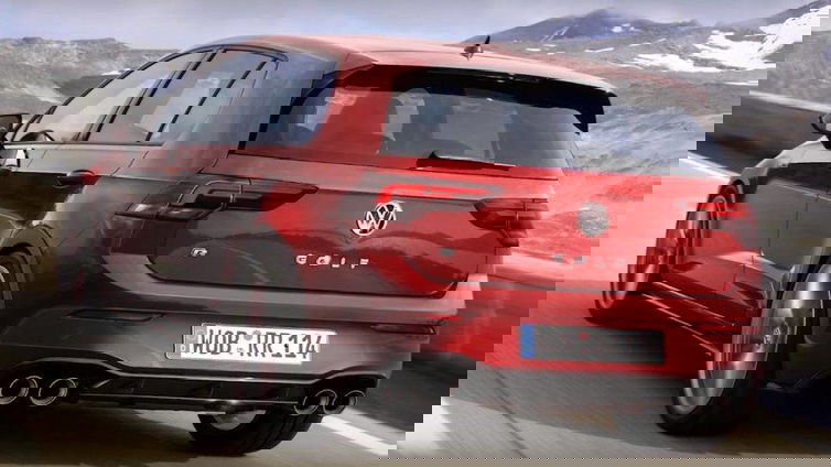 Immagine di Nuova Volkswagen Golf 8: presentazione ad Ottobre ma senza le storiche varianti