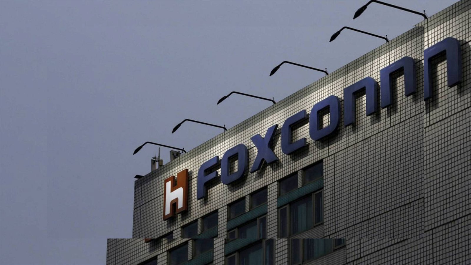 Immagine di Foxconn su USA-Cina: “Modifiche agli ordini, ma l’impatto dovrebbe essere limitato”