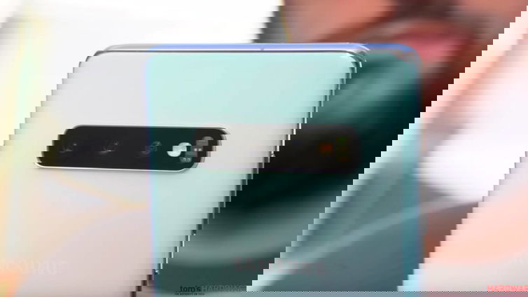 Immagine di Samsung Galaxy A70s sarà lo smartphone con fotocamera da 64 MP?