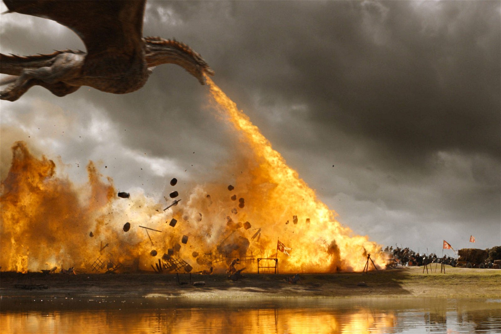 Immagine di Game of Thrones: Drogon ha mangiato Daenerys?