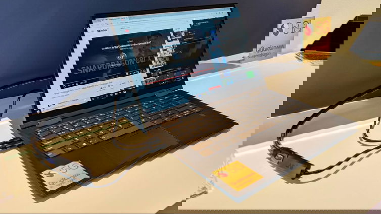 Immagine di Project Limitless, il primo PC 5G al mondo di Qualcomm e Lenovo