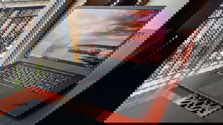Immagine di Lenovo, ecco ThinkPad X1 Extreme Gen 2 e i nuovi ThinkBook