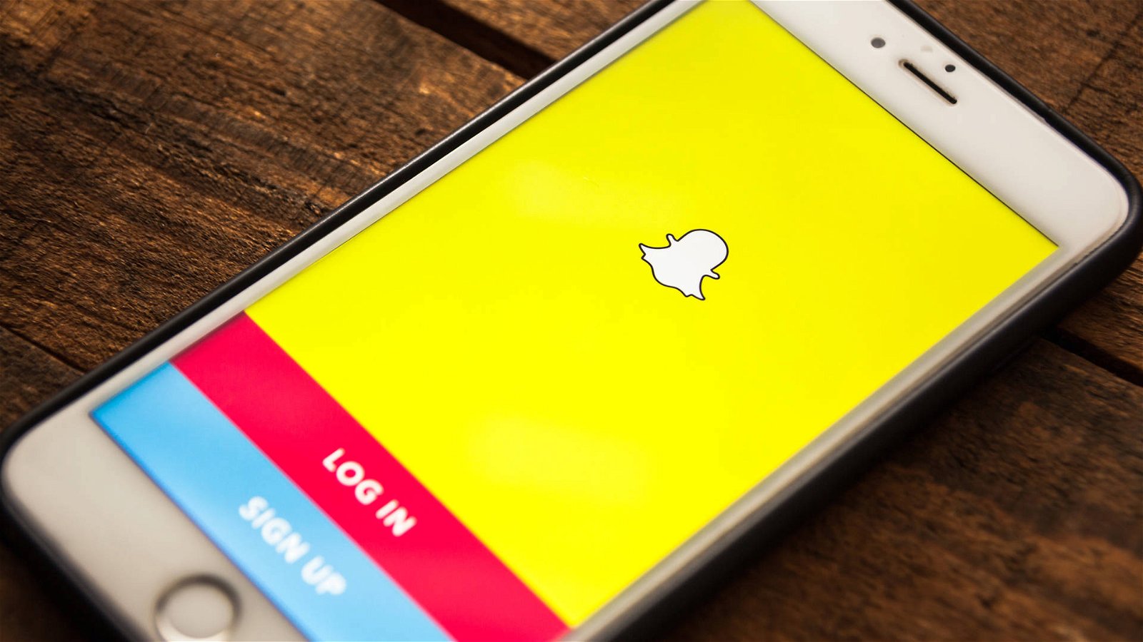 Immagine di Snapchat, accesso illegale ai dati degli utenti da parte di alcuni dipendenti?