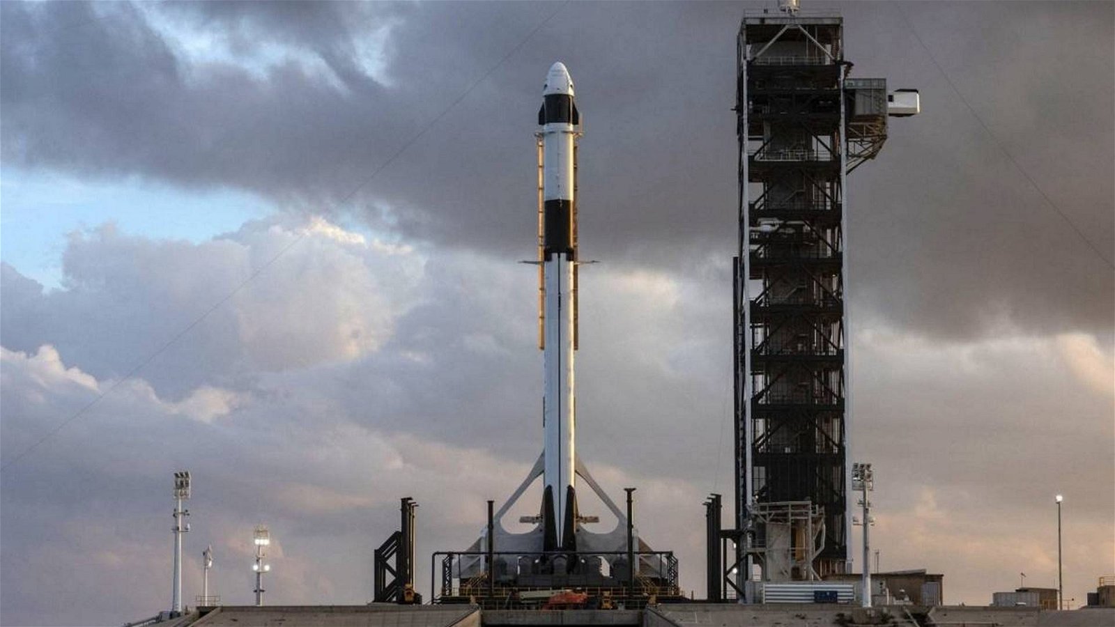 Immagine di SpaceX indaga sulle cause dell'esplosione della Crew Dragon, la colpa non è dei propulsori