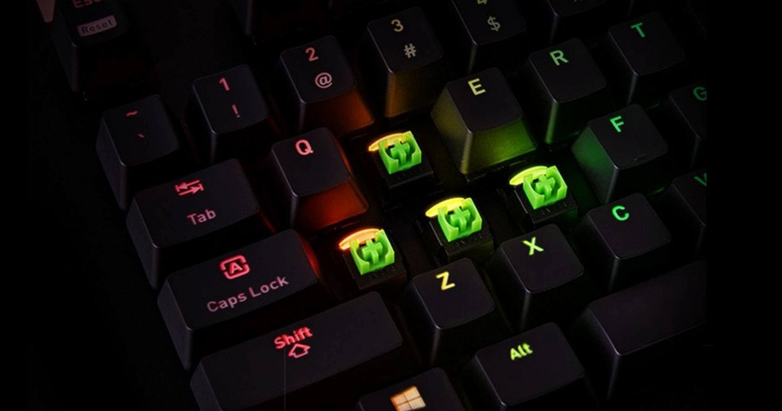 Immagine di Level 20 RGB Razer Green, tastiera gaming con LED controllati da Amazon Alexa