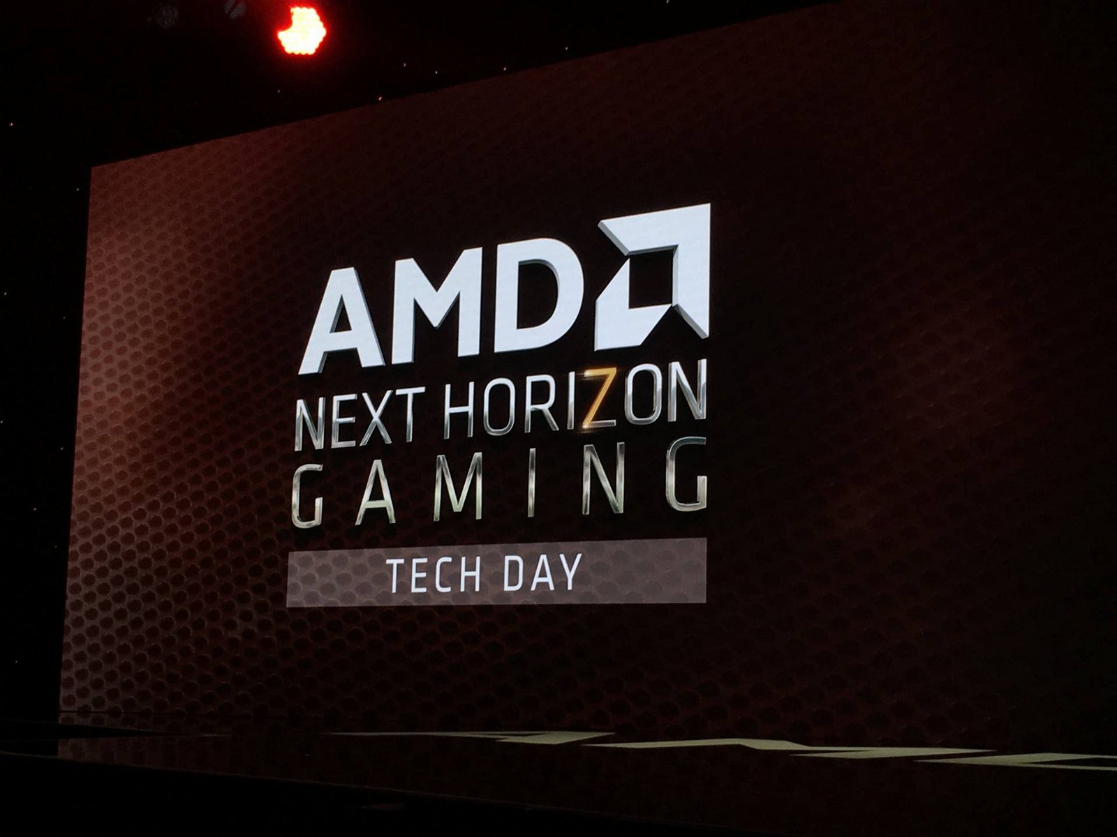 Immagine di AMD, scheda video top di gamma il doppio più veloce della RX 5700 XT?