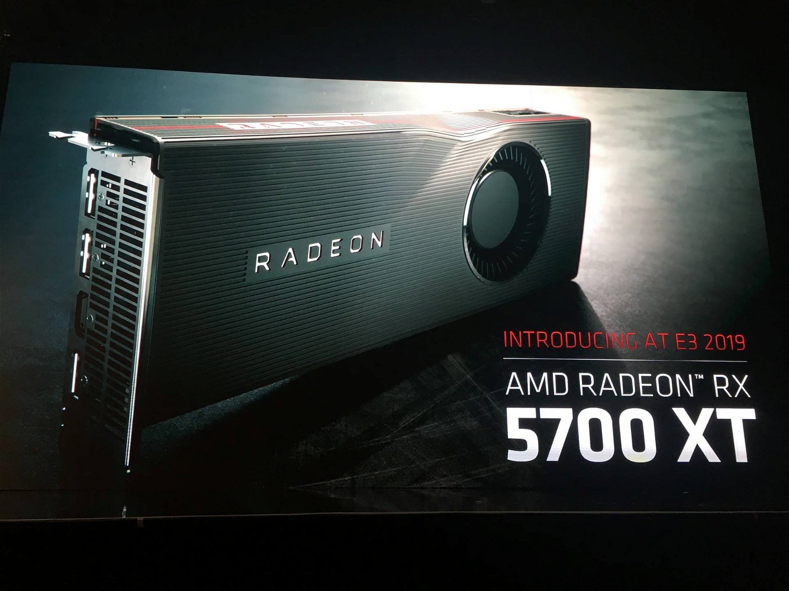 Immagine di Radeon RX 5700 XT e RX 5700, il nuovo inizio delle GPU AMD