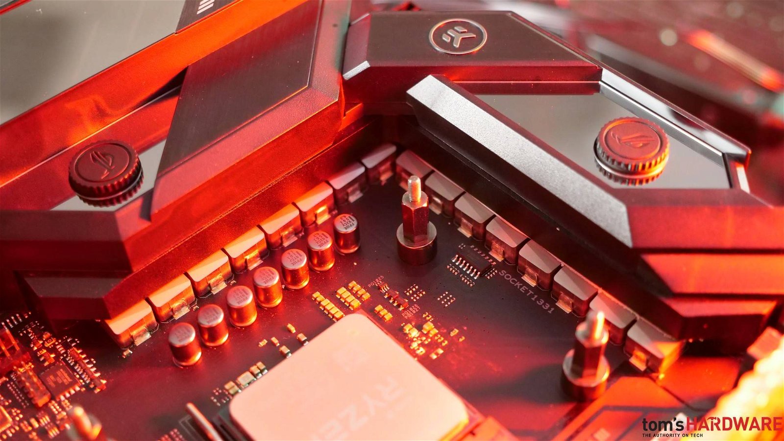 Immagine di Asus ti rimborsa se ti fai un PC con hardware AMD