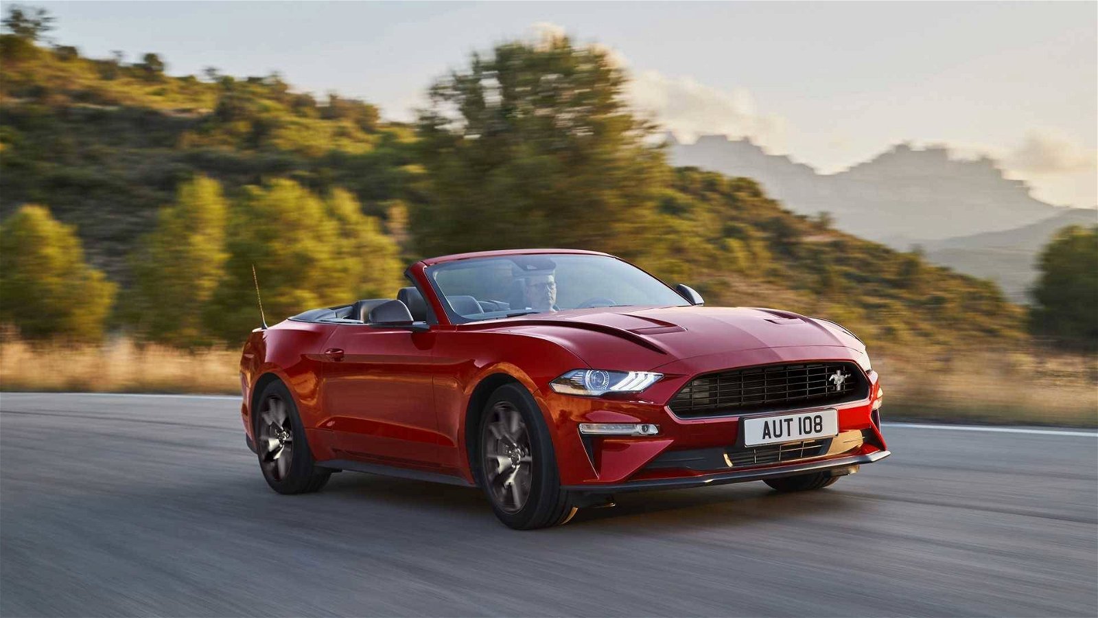 Immagine di Ford festeggia i 55 anni di Mustang con una versione speciale
