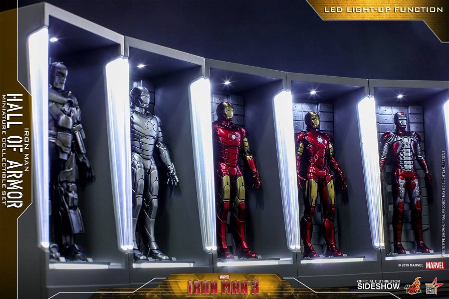 iron-man-hall-of-armor-miniature-collectible-set-by-hot-toys-44789.jpg