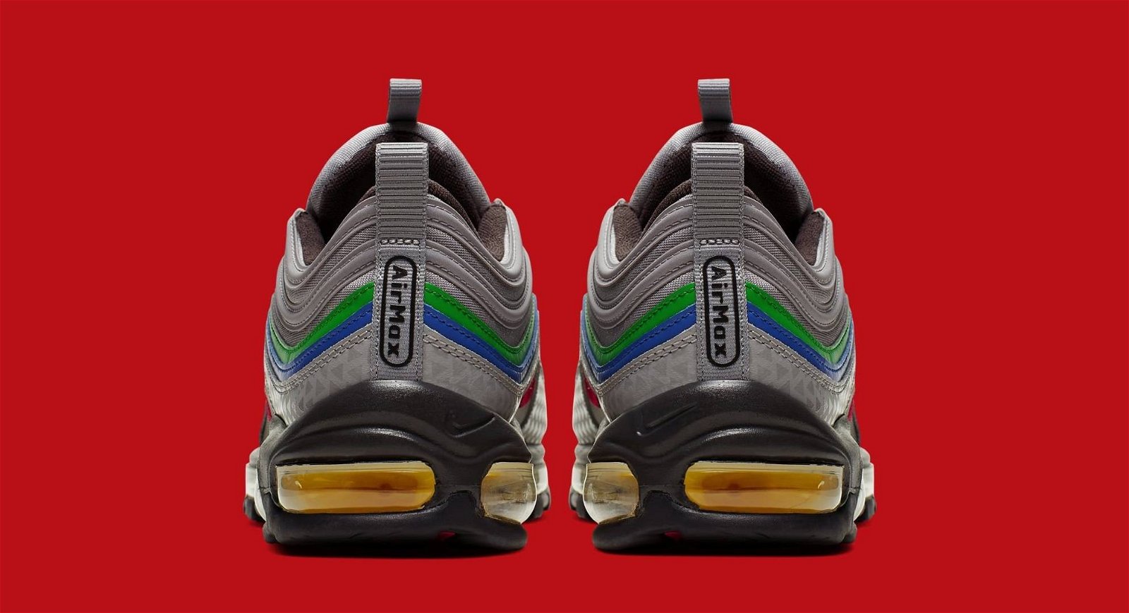 Immagine di Nike sta realizzando delle Sneaker in stile Nintendo 64