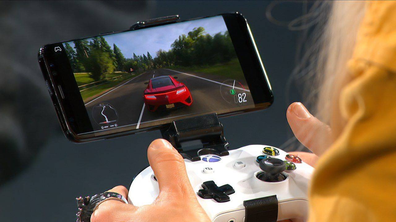 Immagine di Xbox Scarlett: tutti i controller Xbox One saranno compatibili