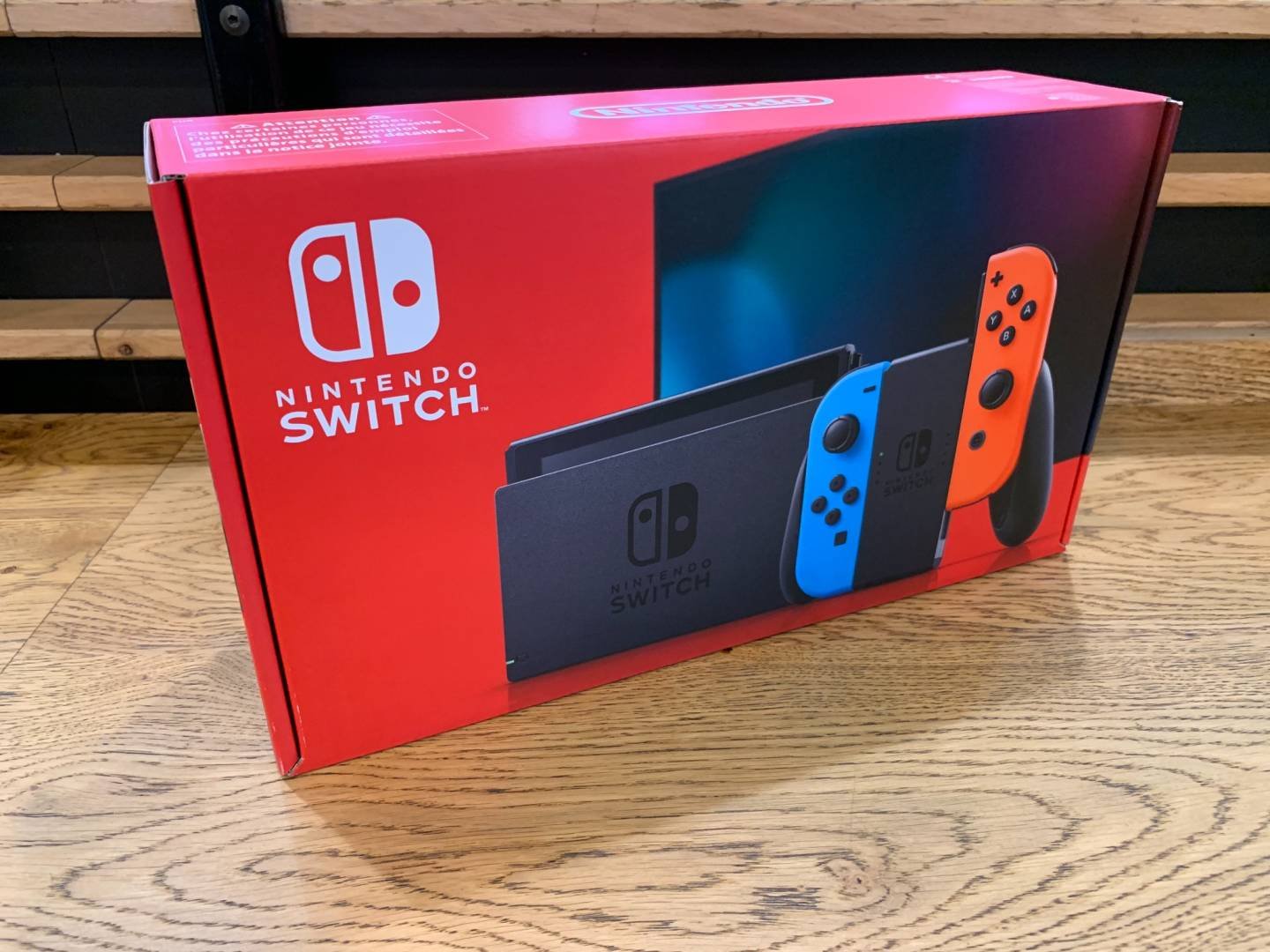 Immagine di Nintendo Switch in sconto a meno di 300€ su eBay!