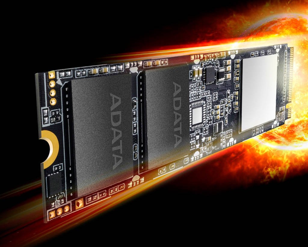 Immagine di ADATA amplia l'offerta di SSD M.2 PCIe 3.0 con il nuovo XPG SX8100