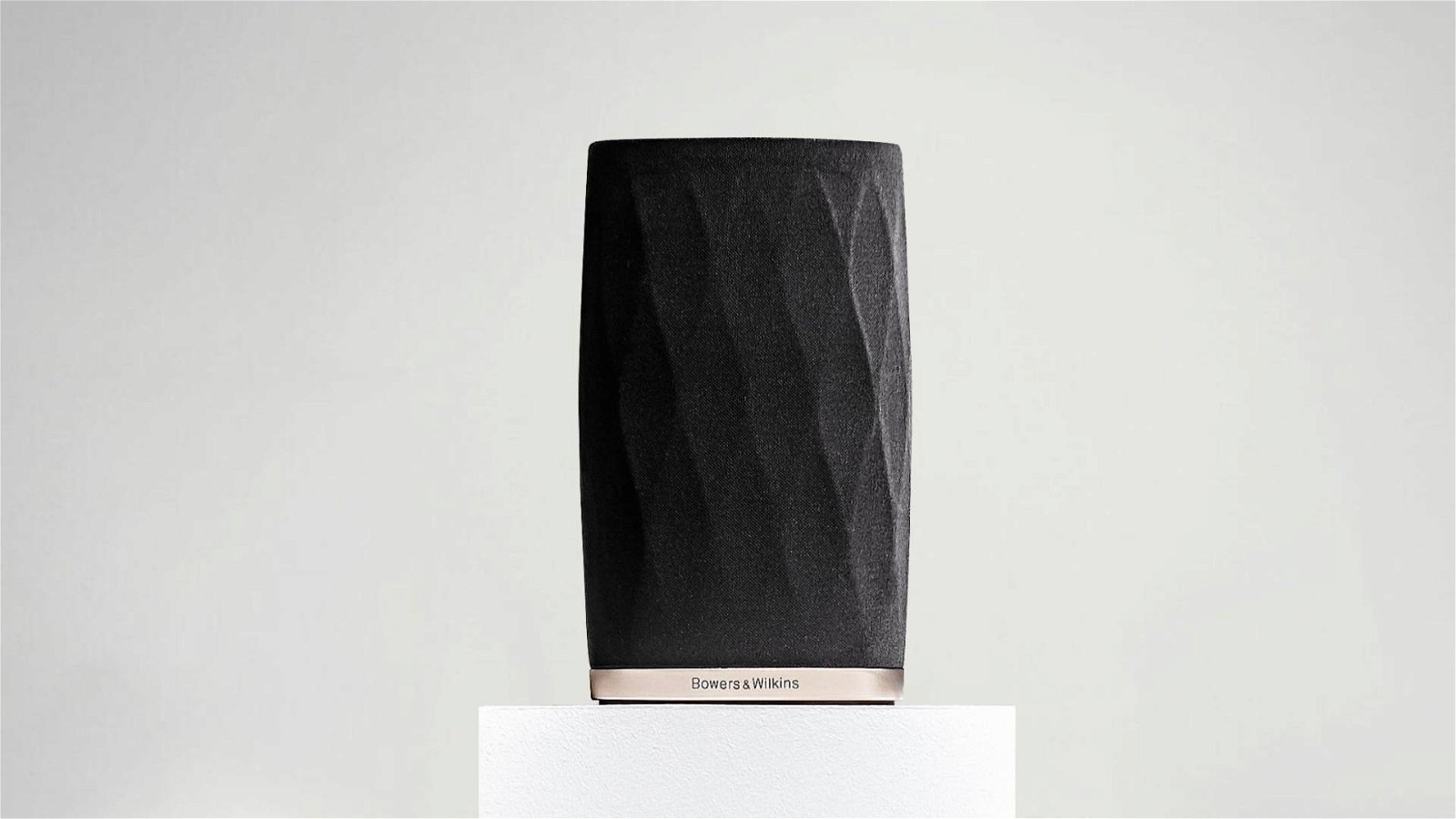 Immagine di B&amp;W Formation Flex, smart speaker wireless per chi ama l'alta risoluzione