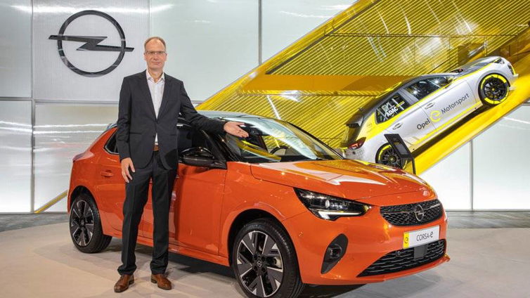 Immagine di Opel al Salone di Francoforte: gamma elettrificata entro il 2024