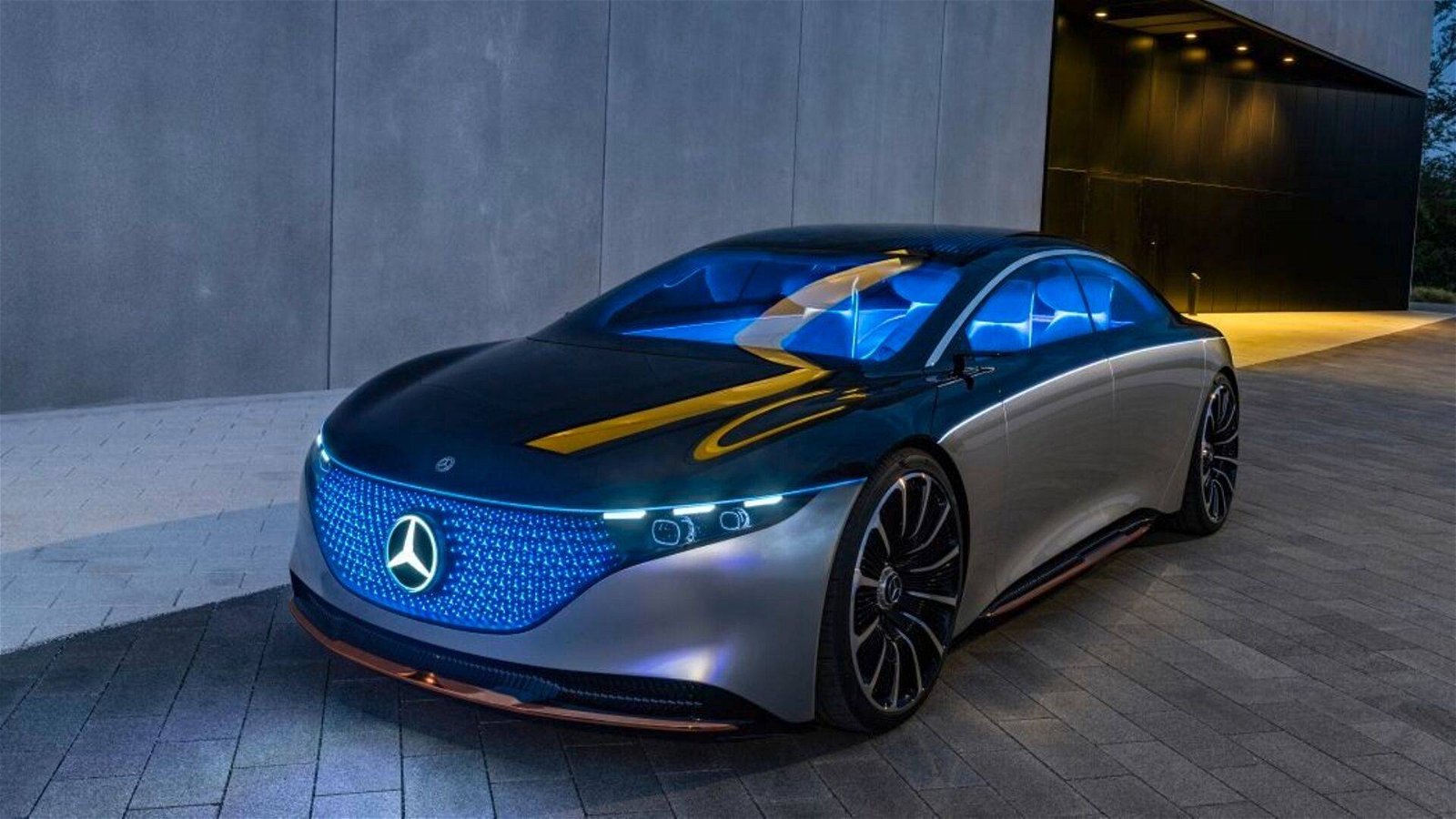 Immagine di Mercedes Vision EQS: l'elettrica del futuro al Salone