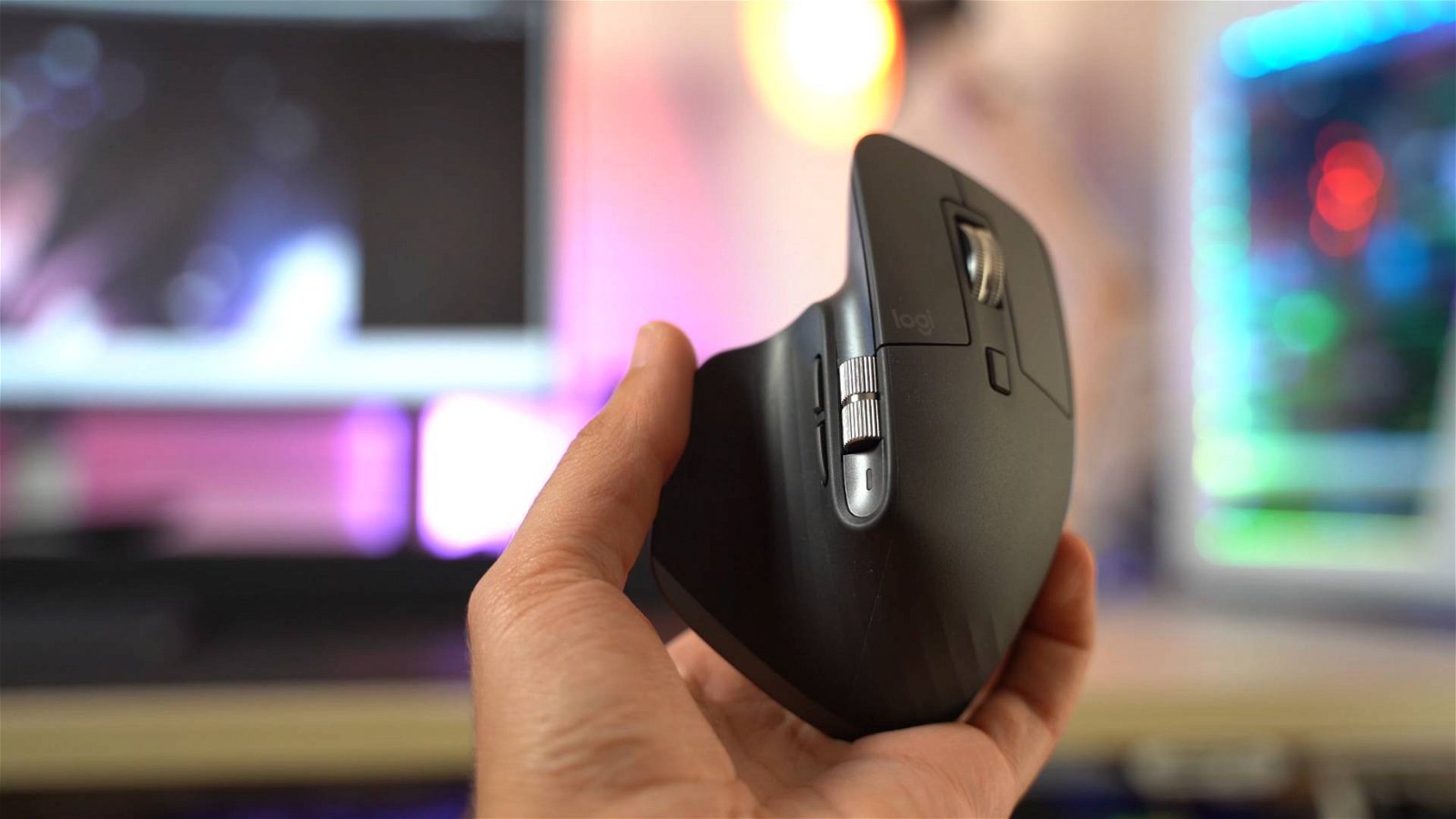 Immagine di Logitech MX Master 3: mouse top di gamma scontato del 29%!