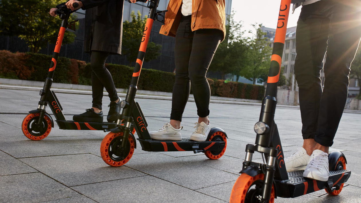 Immagine di Monopattini elettrici fino al 70% di sconto nel 9th Anniversary Sales di Geekbuying!