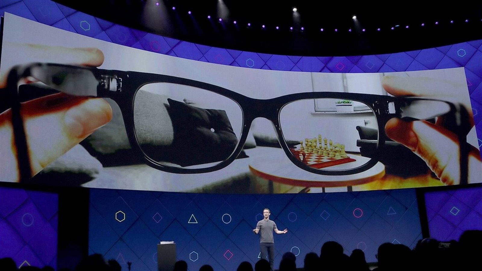 Immagine di Facebook pensa a degli occhiali AR che possano sostituire gli smartphone