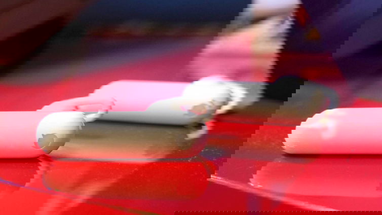 Immagine di Recensione WT2, gli auricolari che traducono in tempo reale