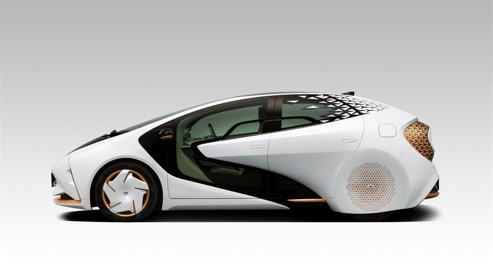 Immagine di Toyota LQ, il concept autonomo con l'assistente virtuale