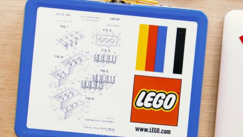 Immagine di L'esclusivo portavivande griffato LEGO in omaggio acquistando sul LEGO shop!