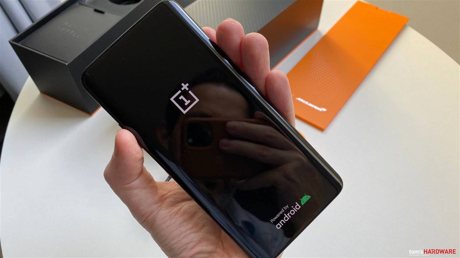 Immagine di OnePlus 8 potrebbe arrivare prima del previsto: ecco la presunta scheda tecnica