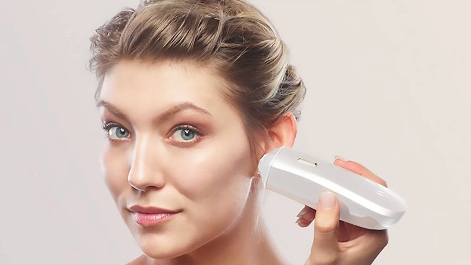 Immagine di Optè Precision Skincare, la stampante 3D che corregge le imperfezioni del volto