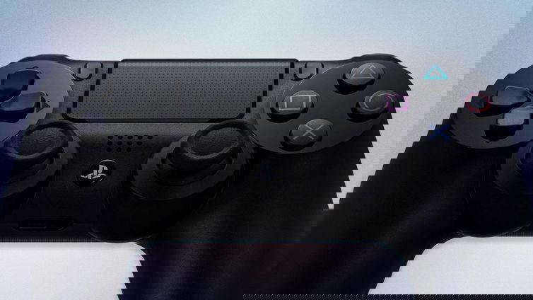 Immagine di PS5: svelato il controller in versione dev kit? Ecco una foto