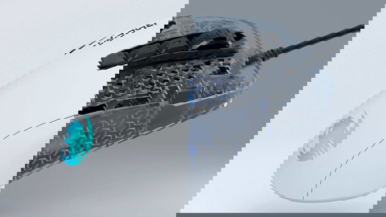 Immagine di Roccat Kone Pure Ultra, mouse da gioco ultraleggero con sensore Owl-Eye 16K