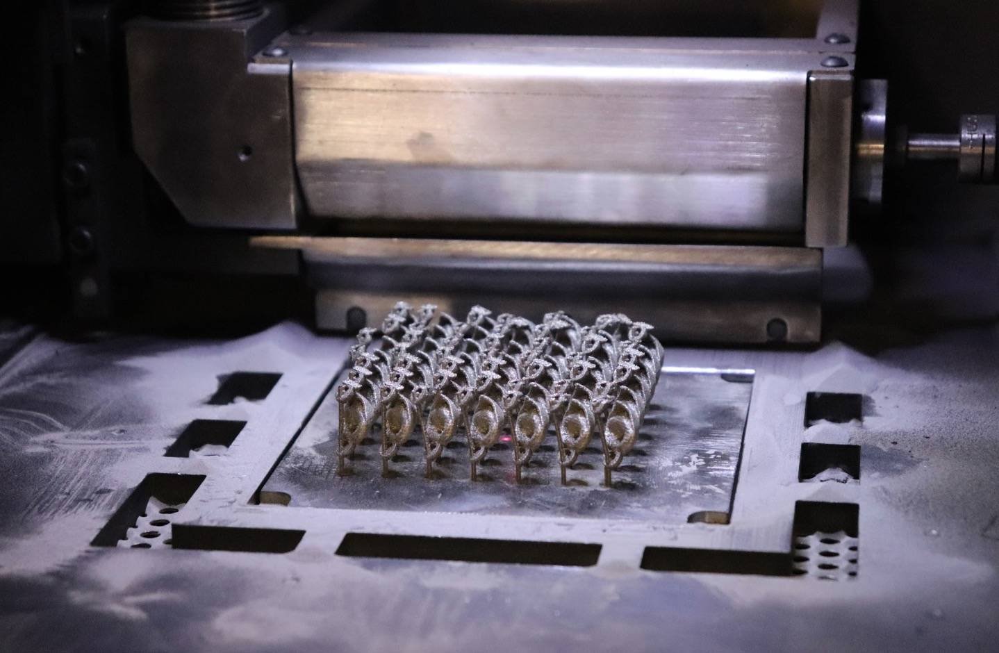 Immagine di 3D4Steel è la prima stampante al mondo che funziona con qualsiasi polvere