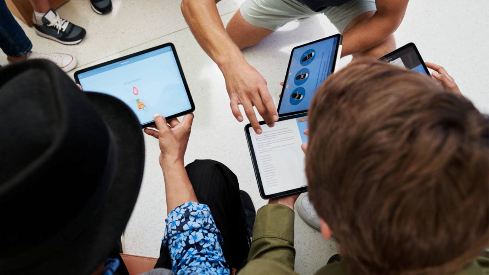 Immagine di Apple, “Programmare è per tutti” si arricchisce con nuovi materiali per studenti e insegnanti