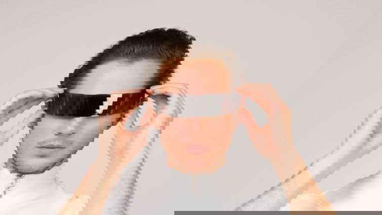 Immagine di Apple e Valve stanno realizzando un casco per la Realtà Aumentata secondo un report