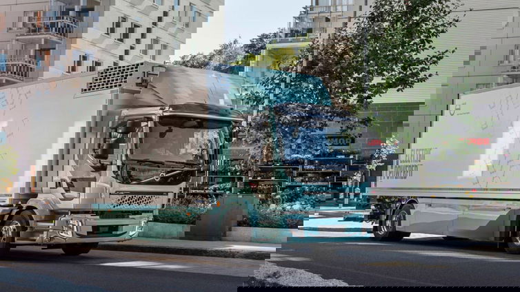 Immagine di Volvo, in vendita due camion elettrici in Europa