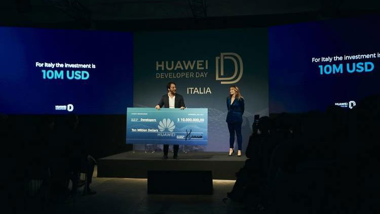 Immagine di Huawei stanzia 10 milioni di dollari per gli sviluppatori italiani