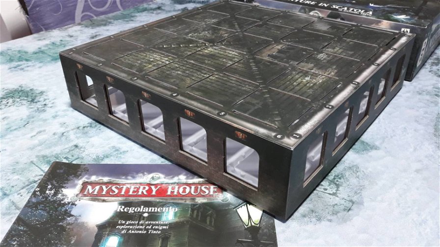 mystery-house-adventures-in-a-box-63559.jpg