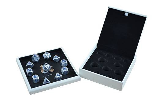 sapphire-anniversary-dice-set-62788.jpg