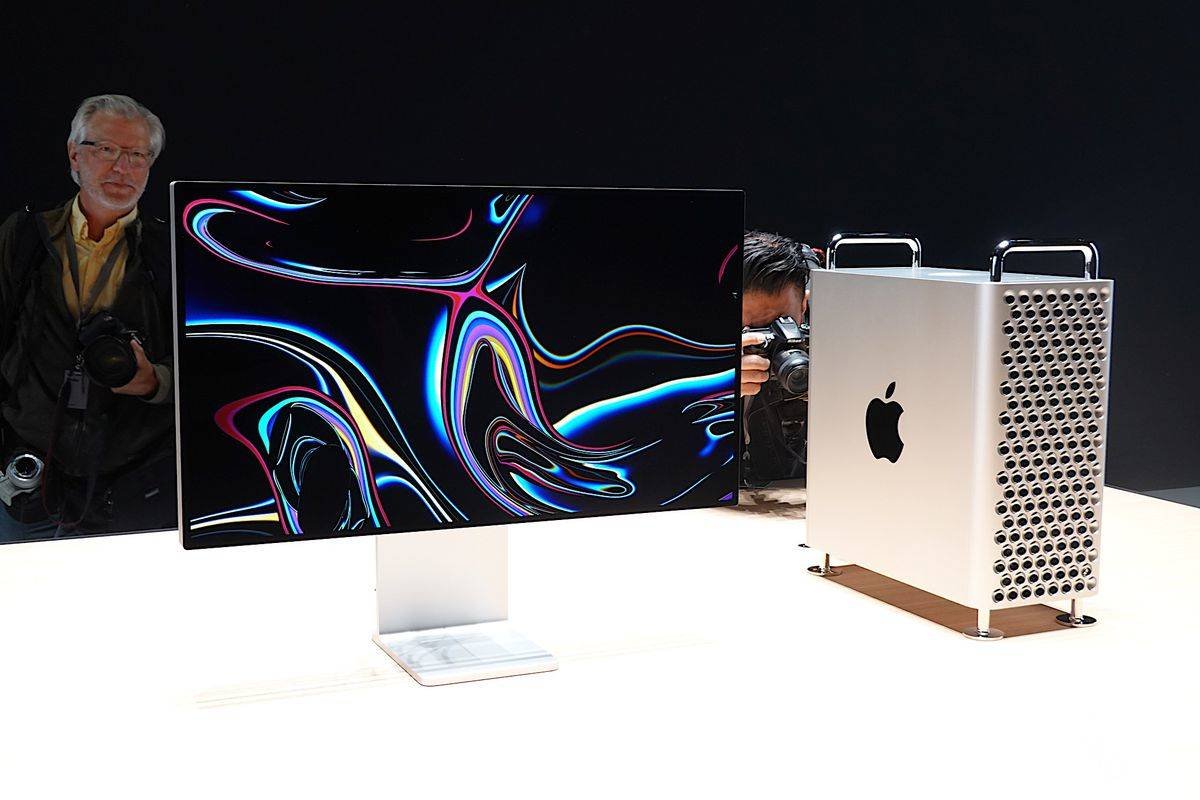 Immagine di Nuovi monitor con Apple Silicon in arrivo