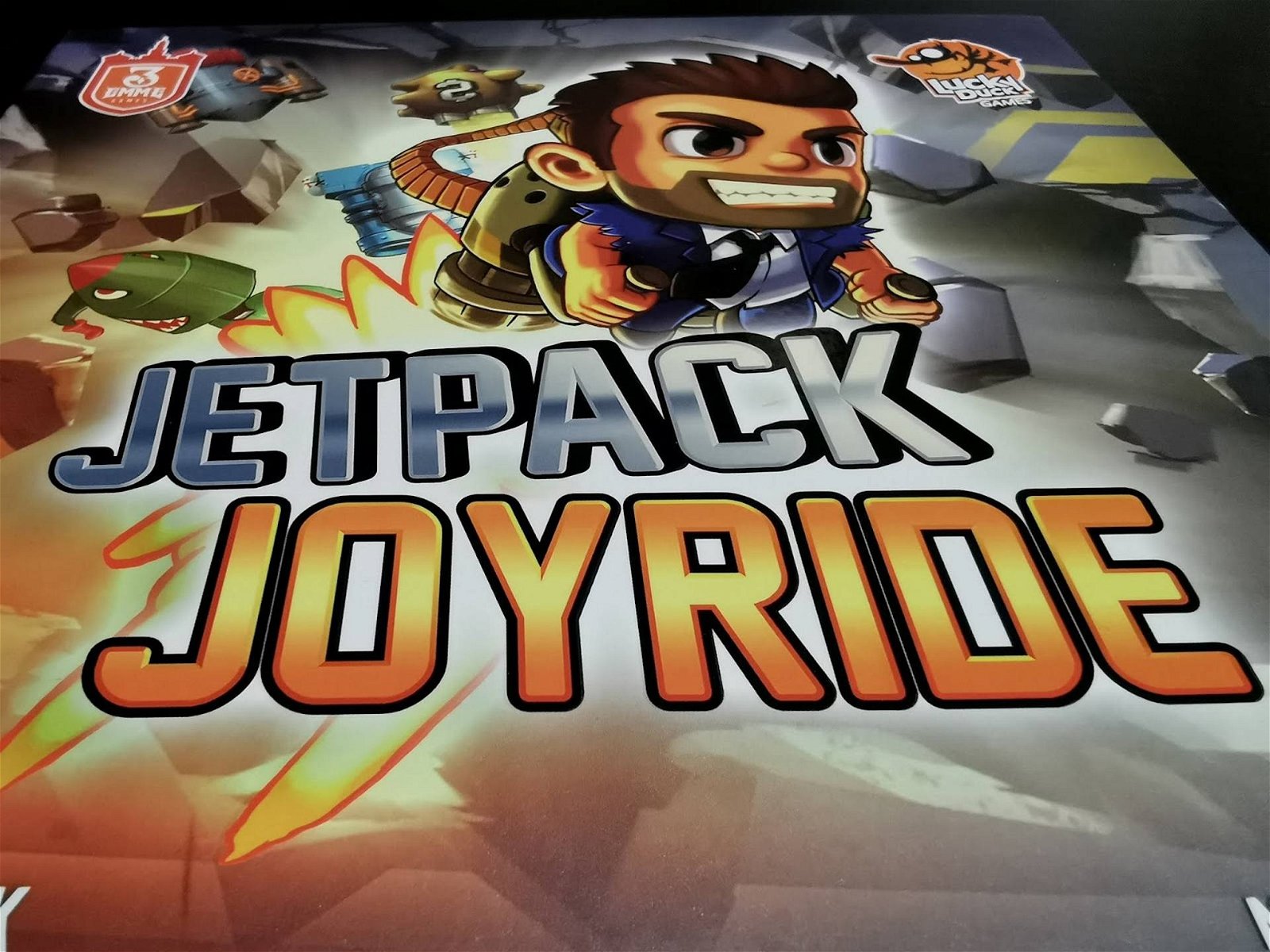 Immagine di Jetpack Joyride: la recensione, Il videogioco diventa un gioco da tavolo