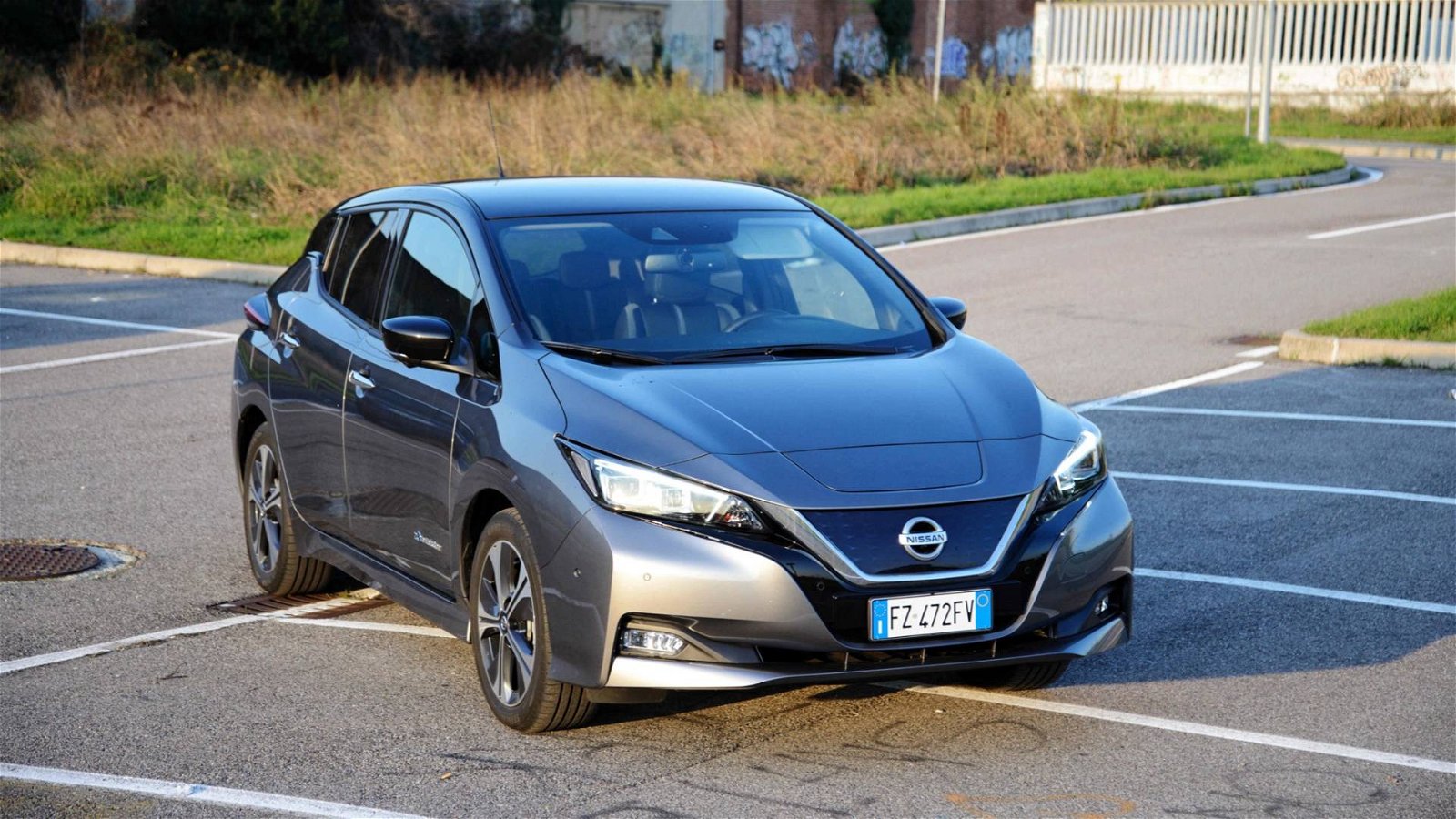 Immagine di Recensione Nissan Leaf, l'elettrica compatta si rivoluziona