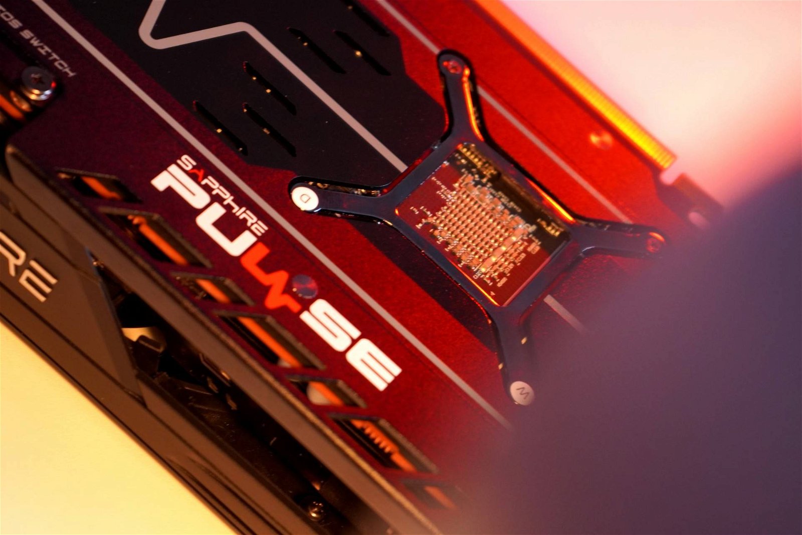 Immagine di Radeon RX 5500 XT 4GB - Recensione