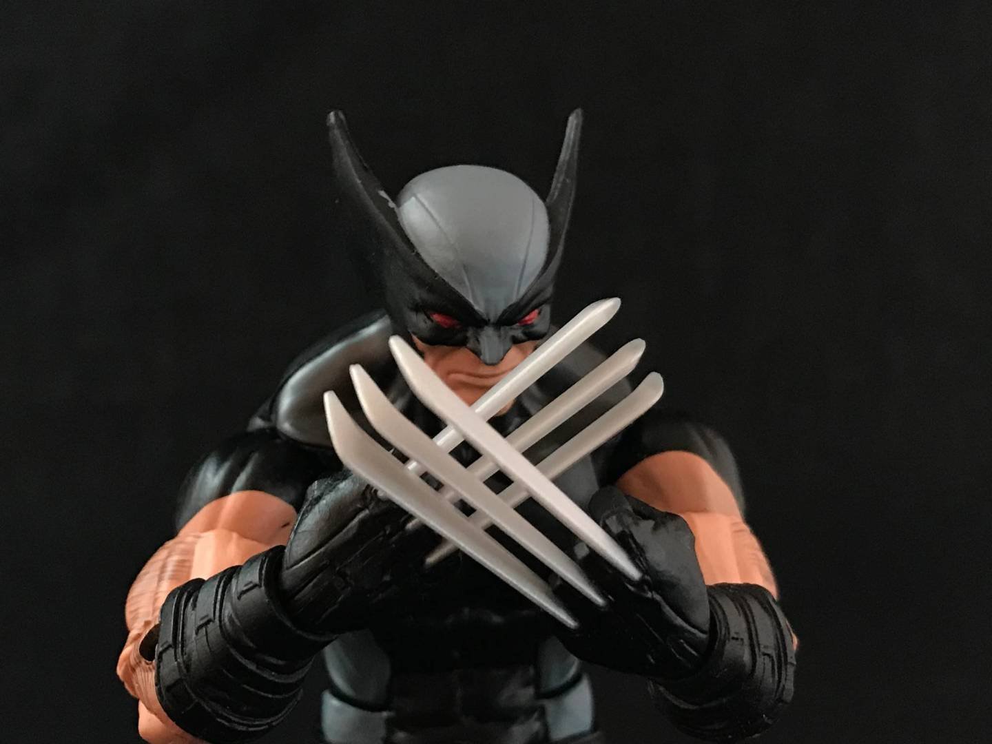 Immagine di Hasbro Marvel Legends Series Wolverine X-Force: la recensione