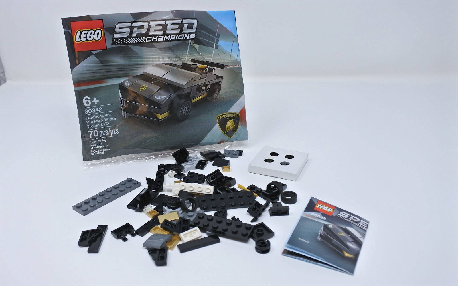 Immagine di LEGO Lamborghini Huracan Super Trofeo EVO set # 30342
