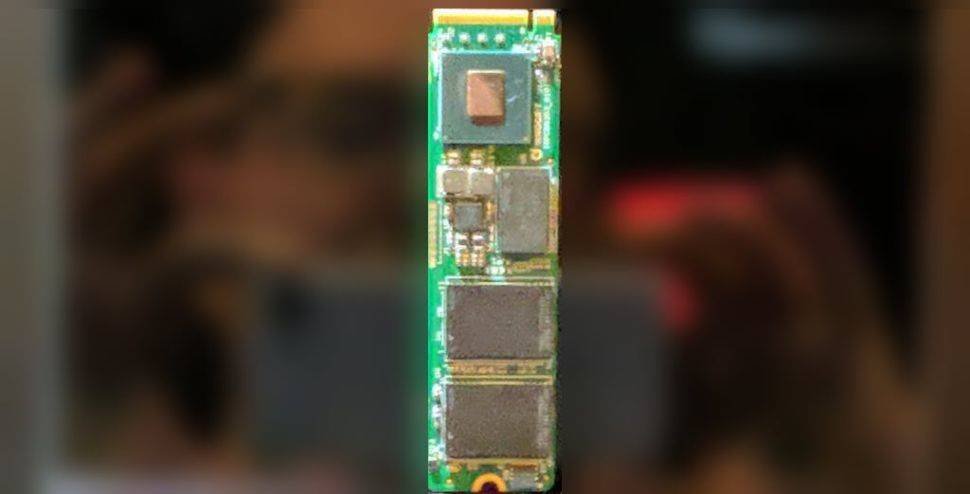 Immagine di ADATA XPG Sage, un SSD PCIe 4.0 con un controller impressionante